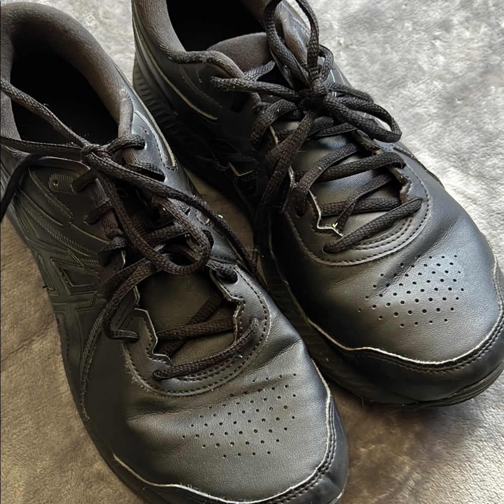 Black ASICS Low-Top Athletic Shoes with Perforated Toe Box